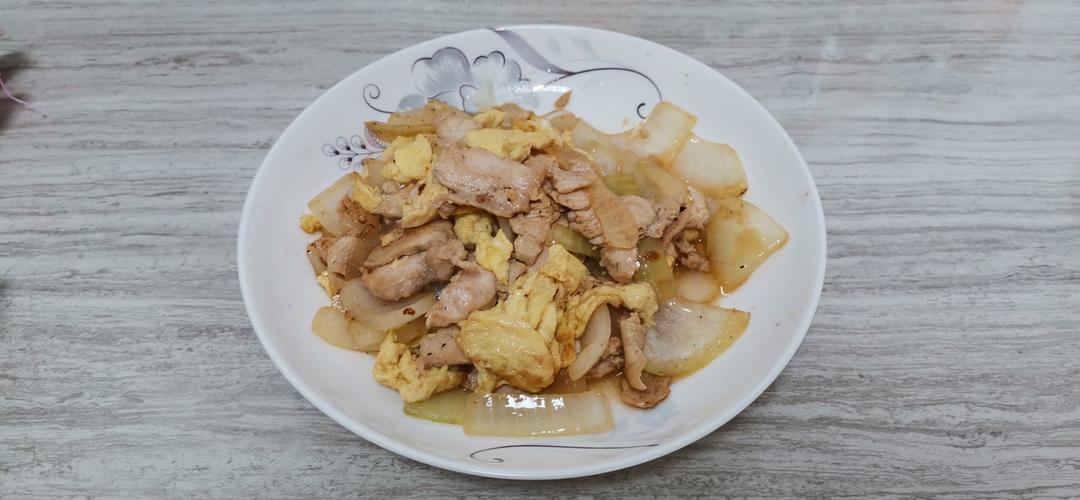 洋葱炒肉（宝宝爱吃）