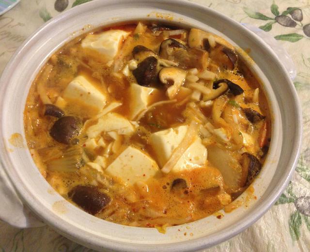 韩式泡菜海鲜豆腐汤的做法