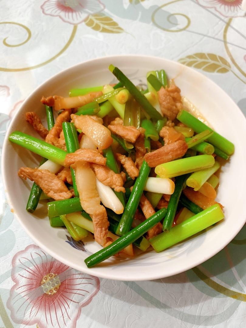 快手家常菜 蒜苔（蒜苗）炒肉