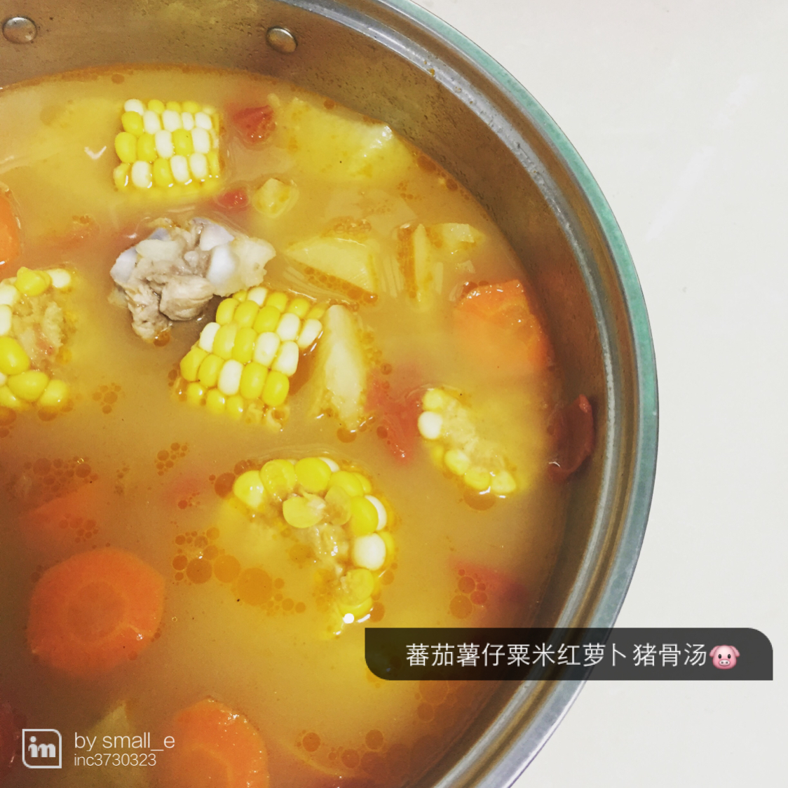 番茄土豆玉米排骨汤