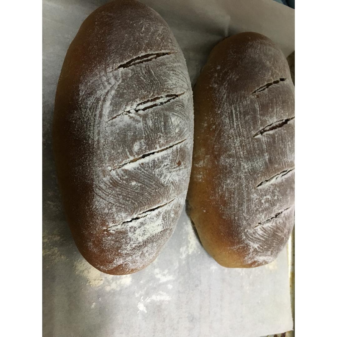 黑麦核桃红糖面包