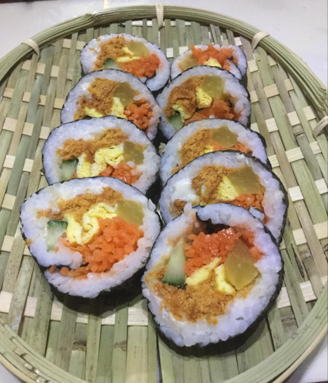 紫菜卷寿司