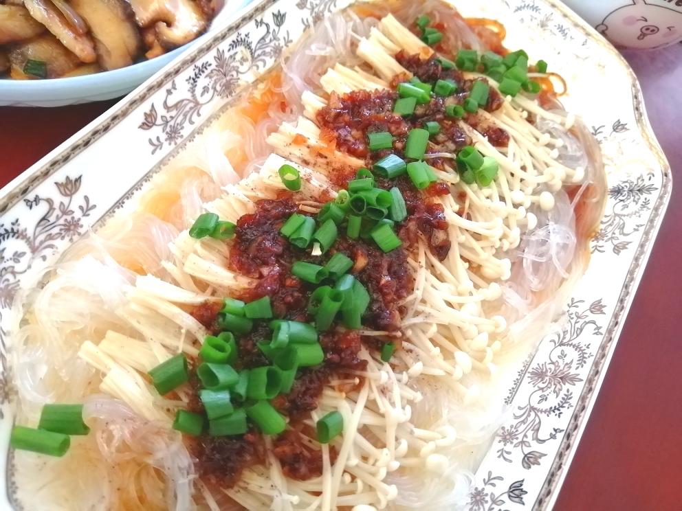 「蒜蓉粉丝金针菇」的做法