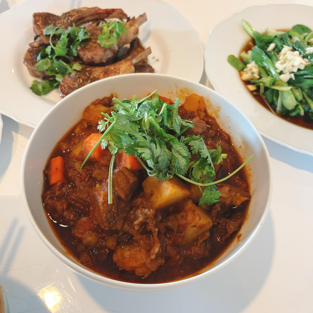红烧牛肉土豆 （独家秘制）