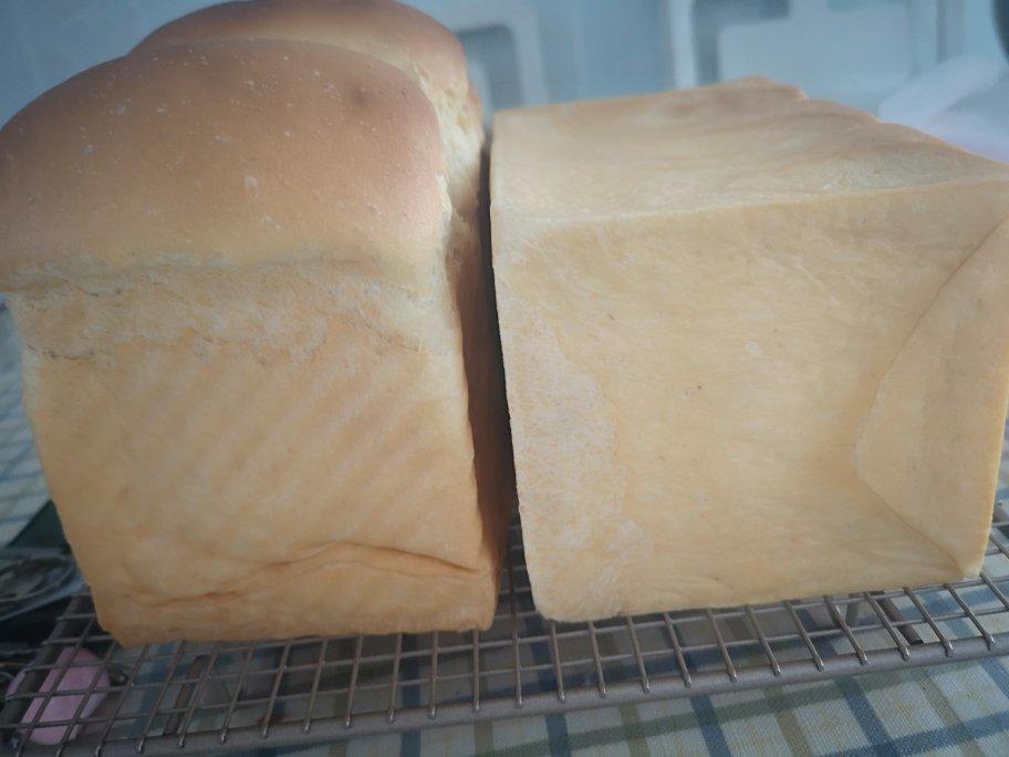 吐司，奶香手撕面包，超级香浓