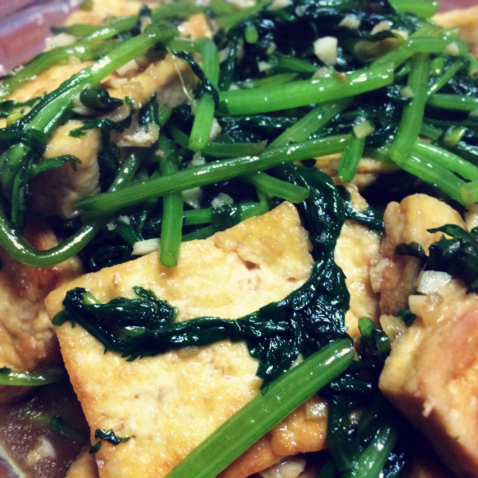 我恨我吃心做的茼蒿烧豆腐