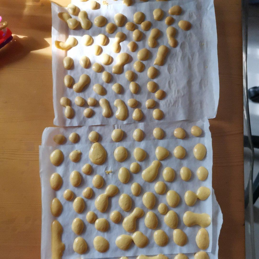 入口即化的无添加蛋黄溶豆