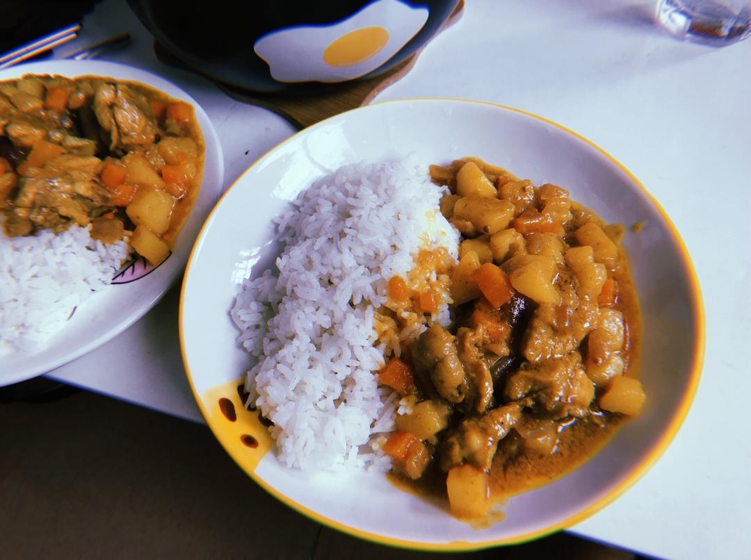 咖喱土豆鸡肉