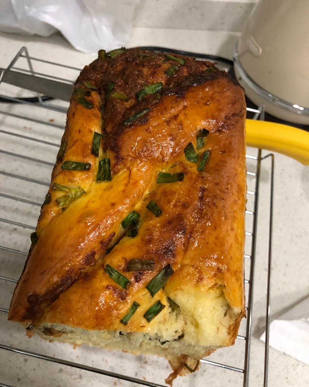 香葱肉松手撕吐司