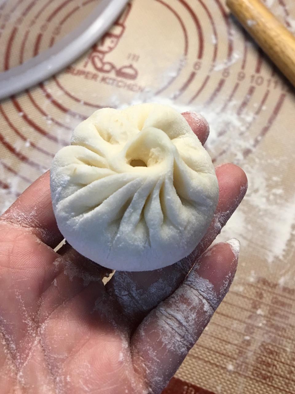 韭菜块肉包子--重点是揉面手法