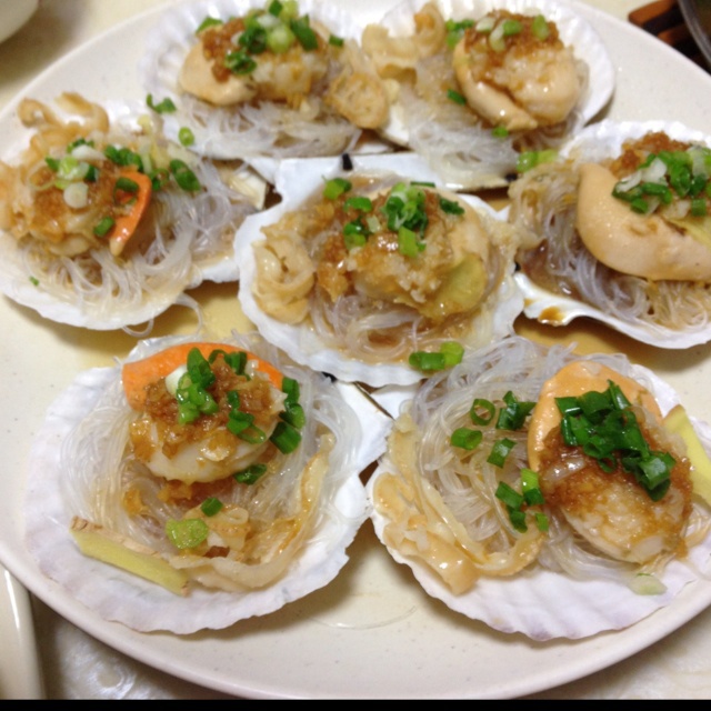 蒜蓉粉丝蒸扇贝
