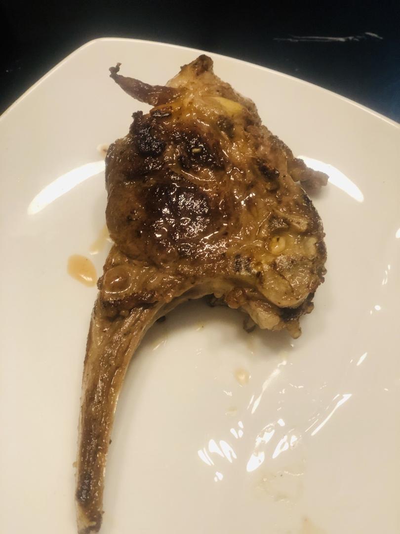 嫩煎羊排