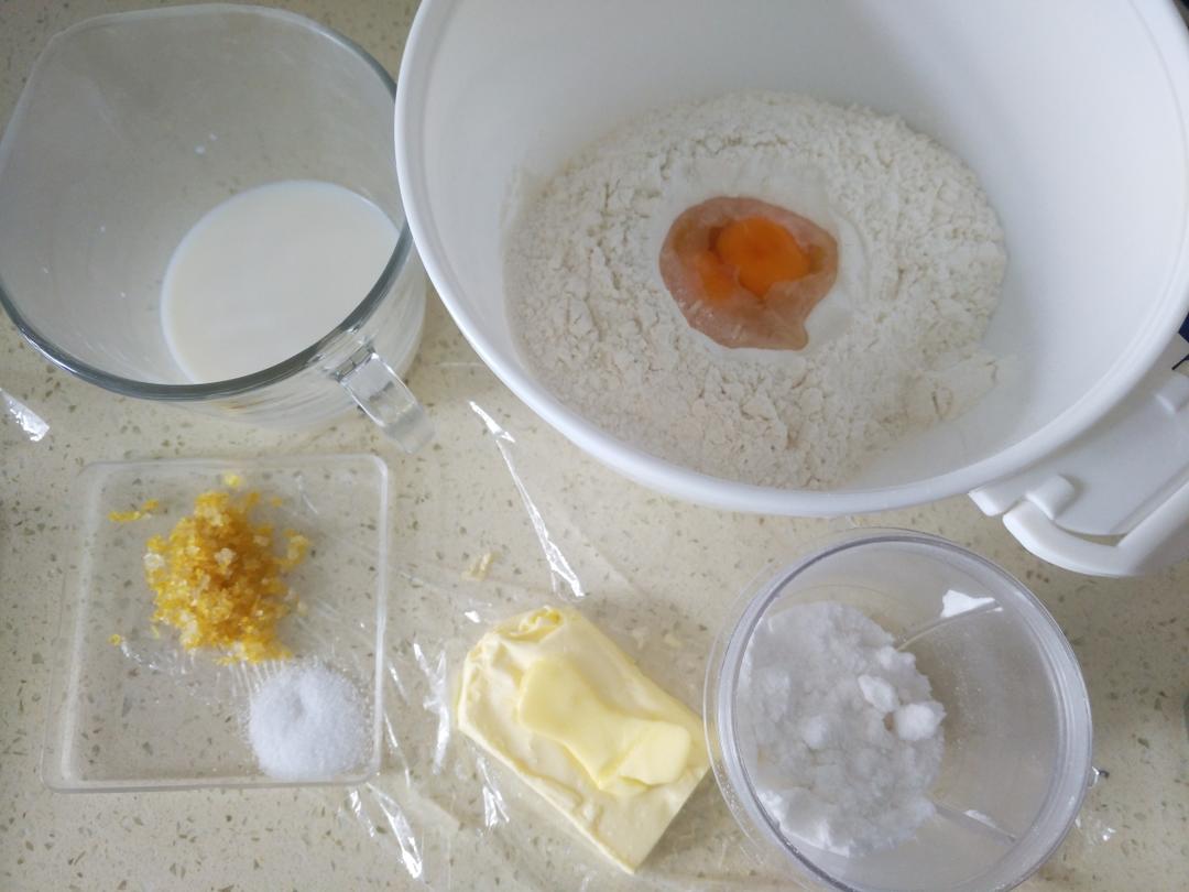 纯奶手撕吐司的做法 步骤1