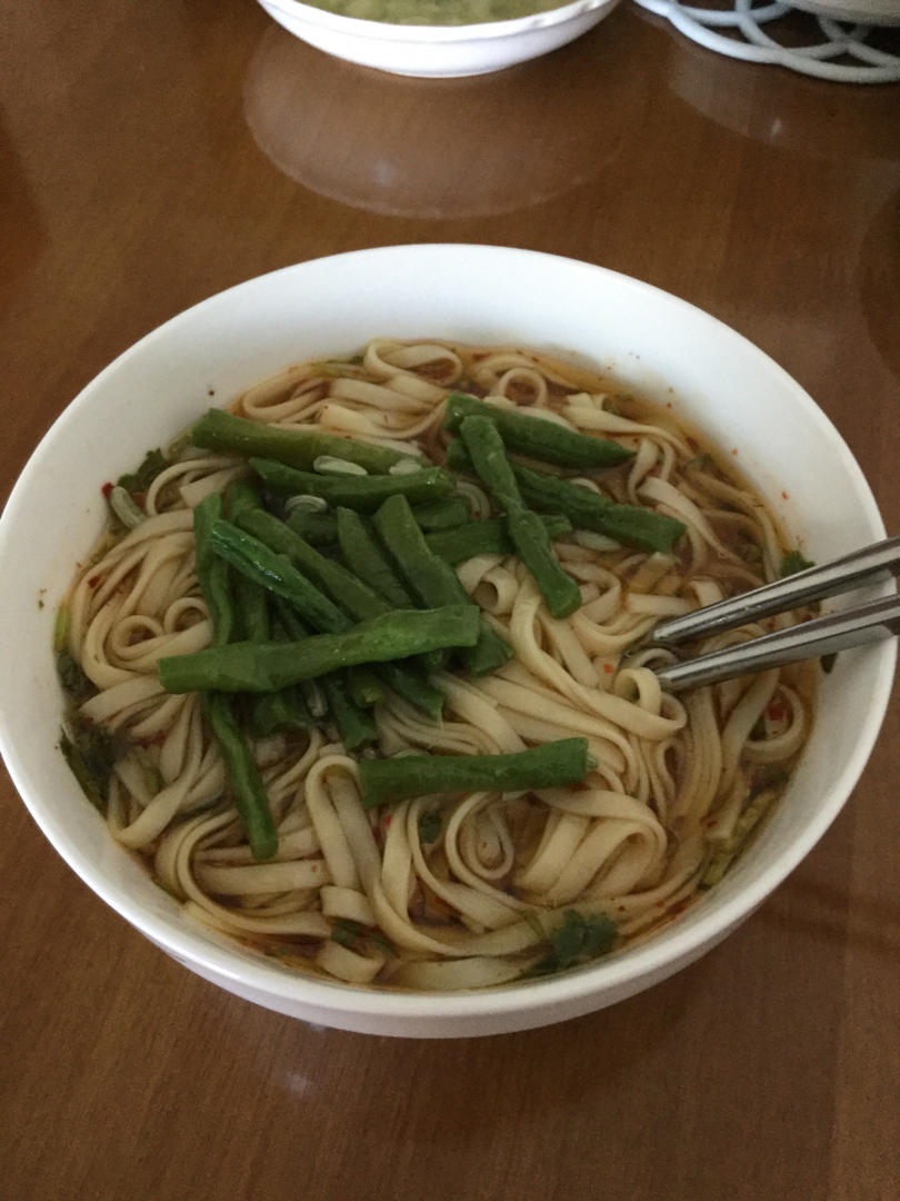一碗酸汤面！好吃到汤汁不剩