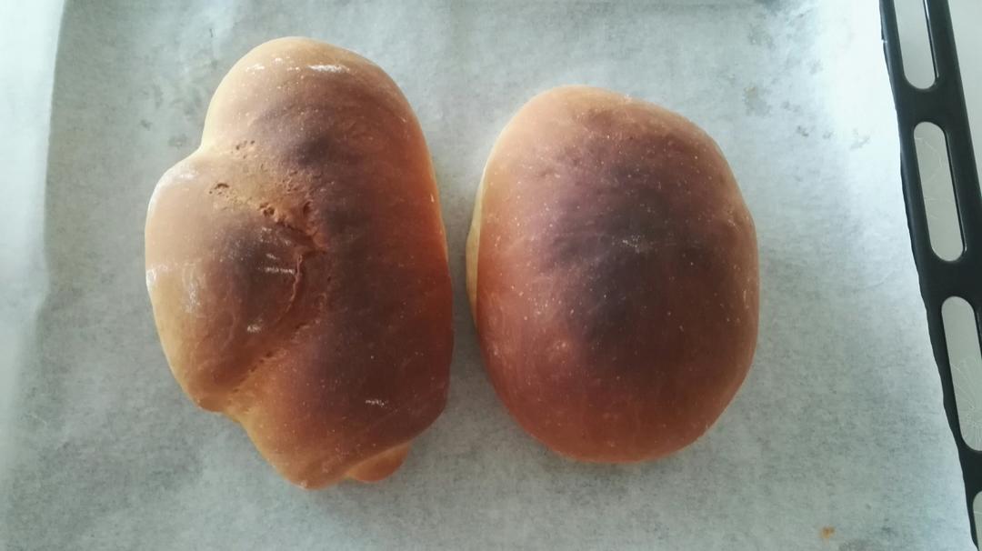 黄油面包卷