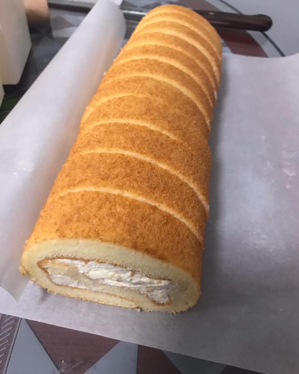 《Tinrry下午茶》教你做基础原味蛋糕卷