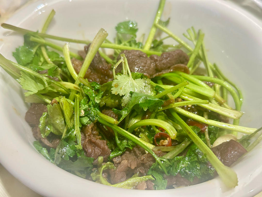 香菜牛肉