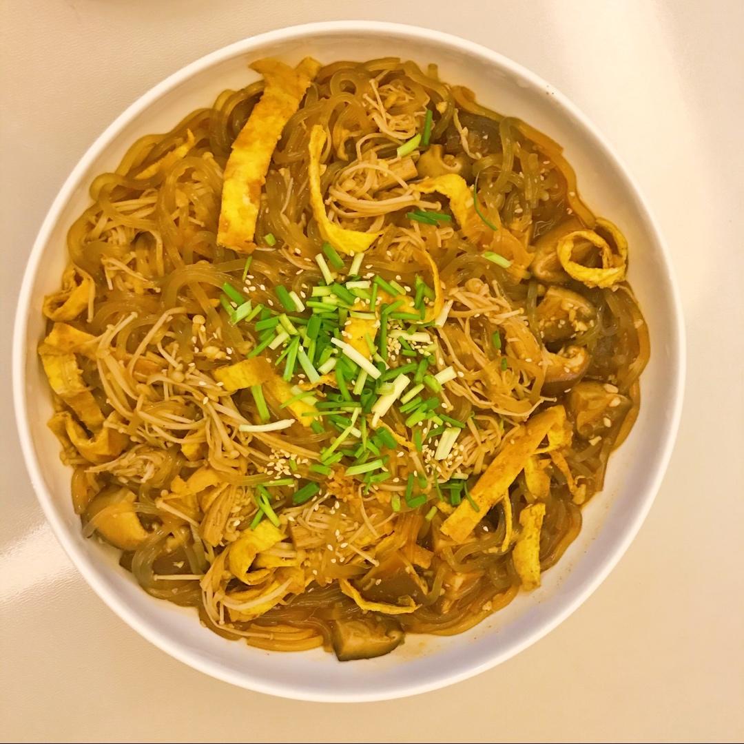 连吃3天不过瘾的凉拌酸辣粉丝