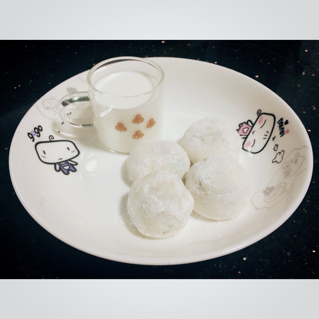 滚雪球冰激凌  (好吃到没朋友！)