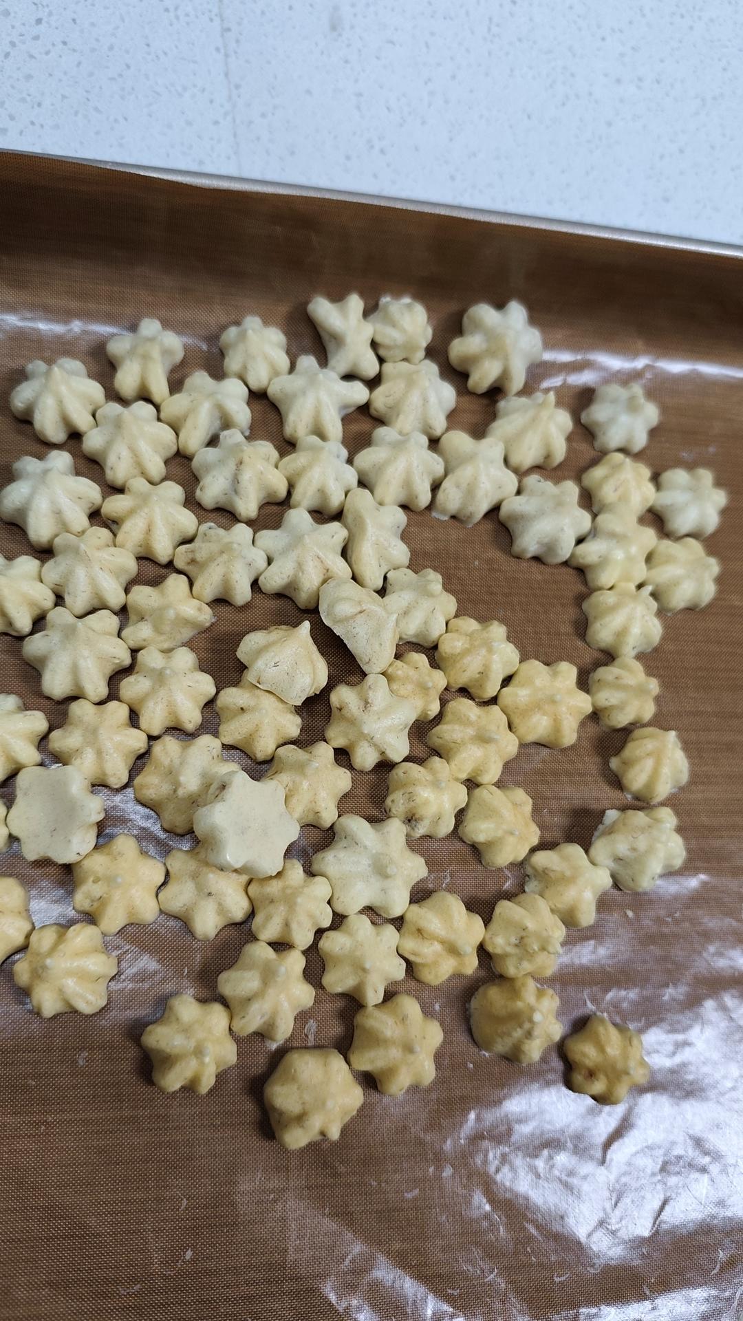 超简单的香蕉溶豆（无糖无奶粉版）