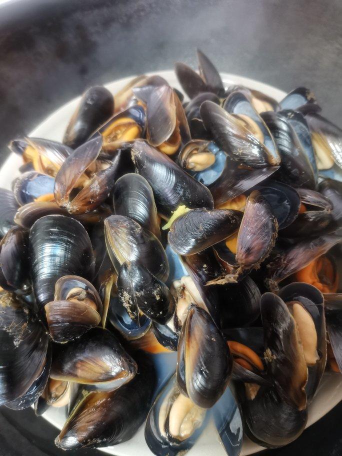 清蒸海虹（青口贝）