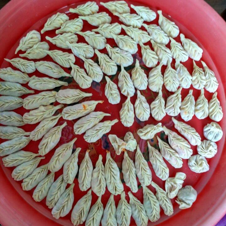 芹菜胡萝卜猪肉水饺