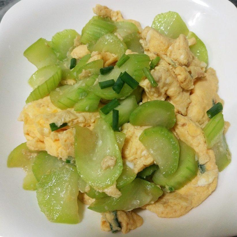 丝瓜炒鸡蛋