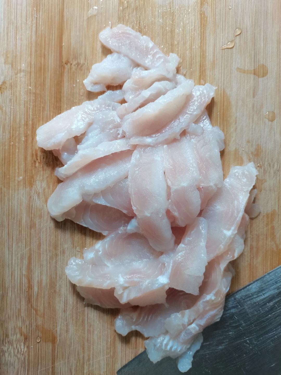 蒸香芹菜肉丸+油泼巴沙鱼【4月北鼎蒸炖锅食谱】