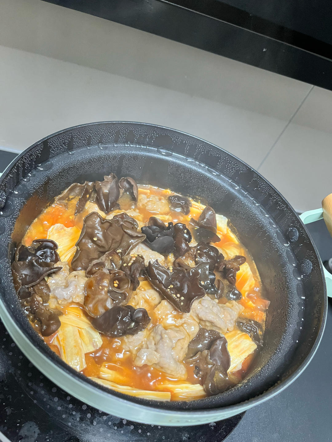 牛肉腐竹番茄煲