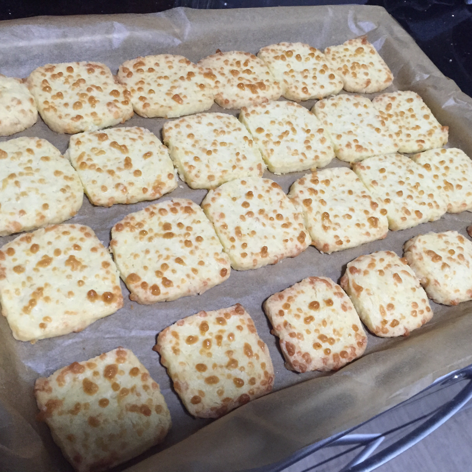 马苏里拉芝士咸味饼干