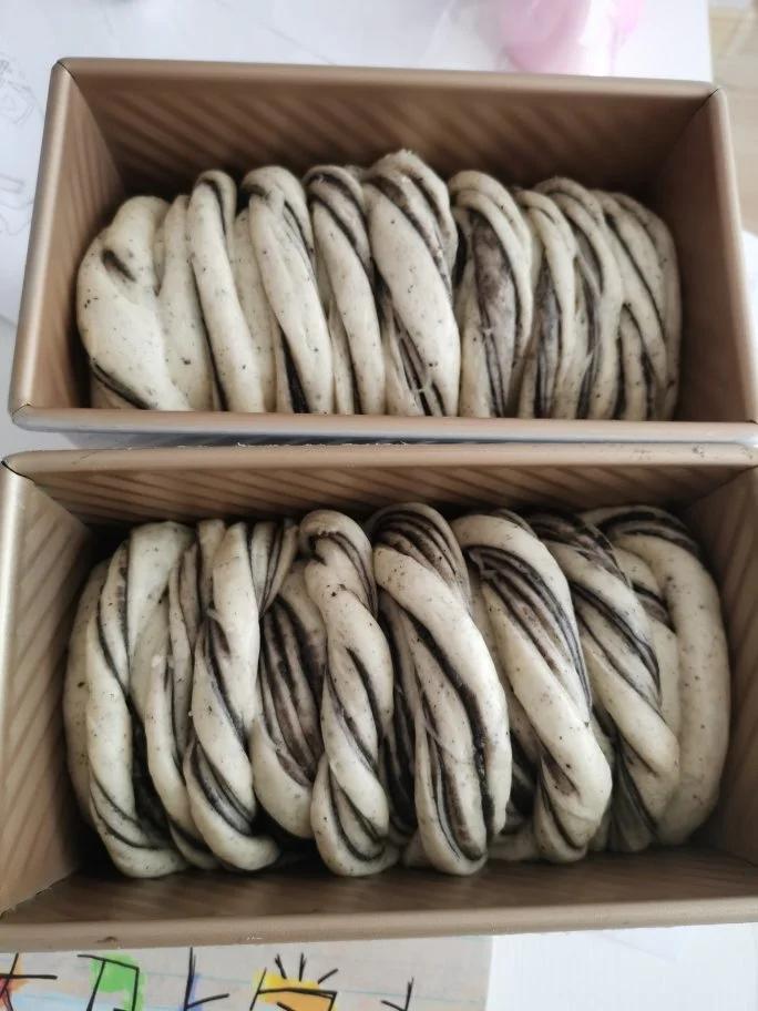 黑芝麻椰浆吐司