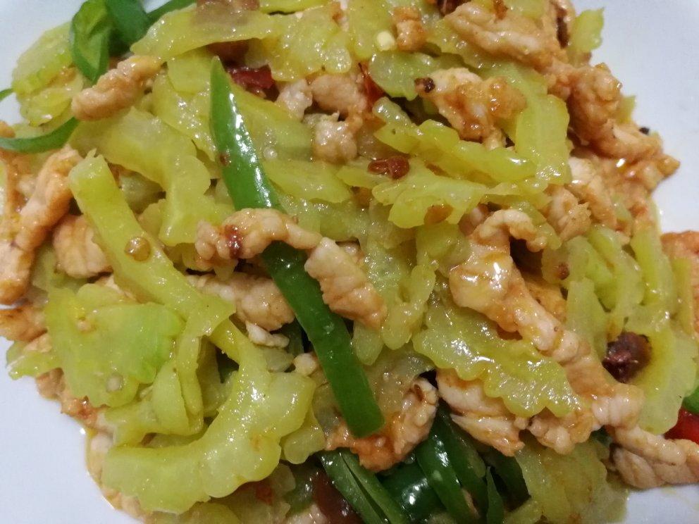 苦瓜炒肉