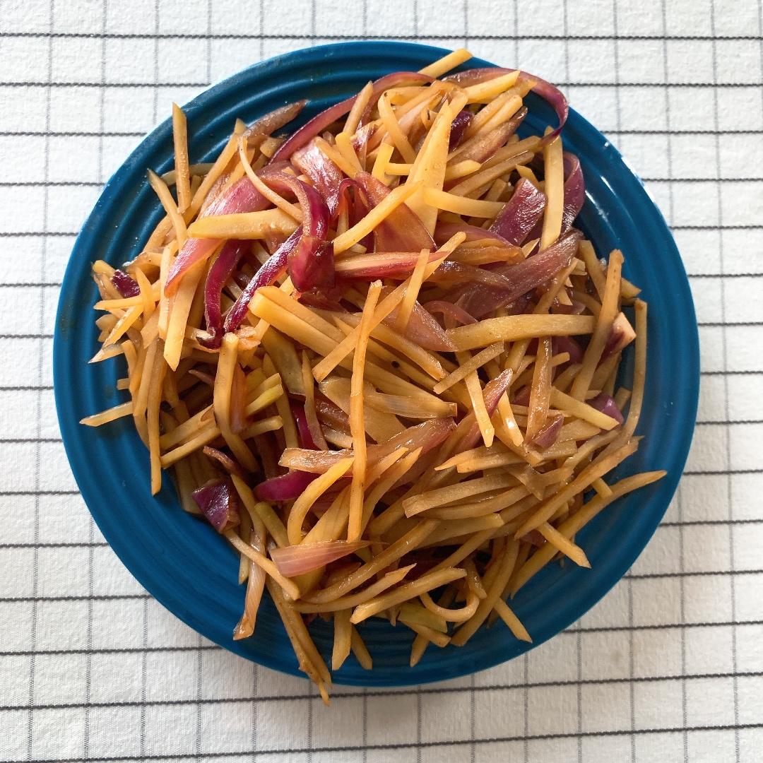 洋葱土豆丝