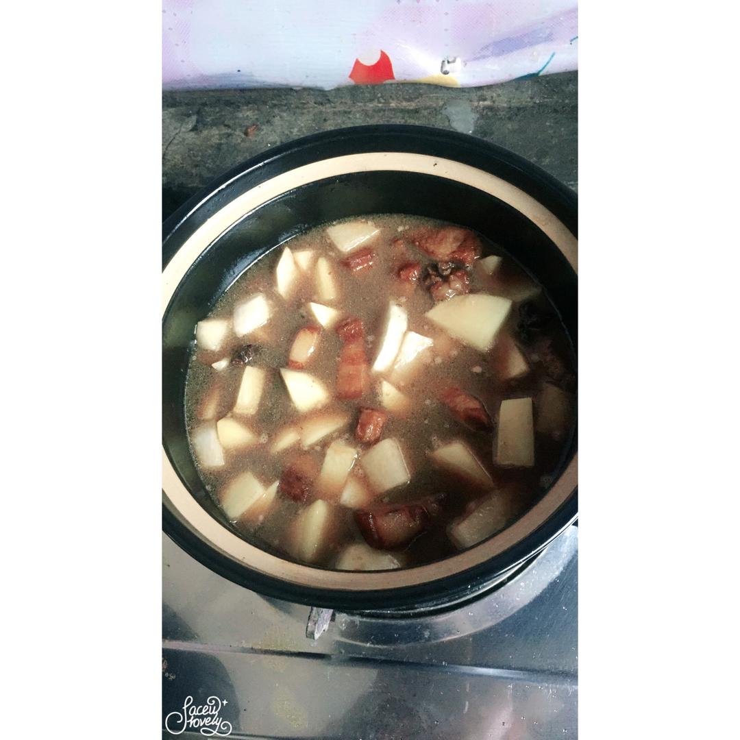 五花肉烧土豆