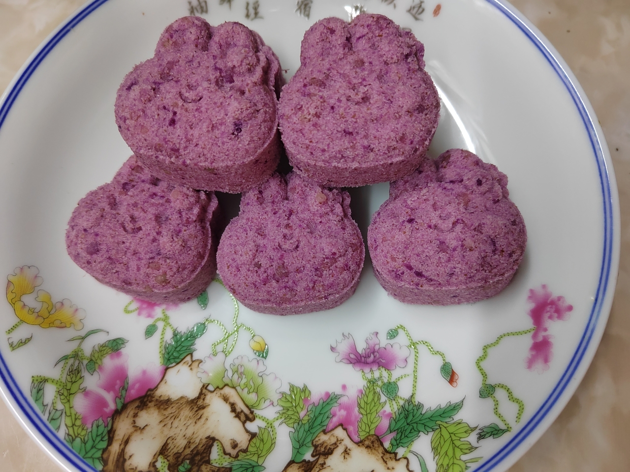紫薯芡实糕