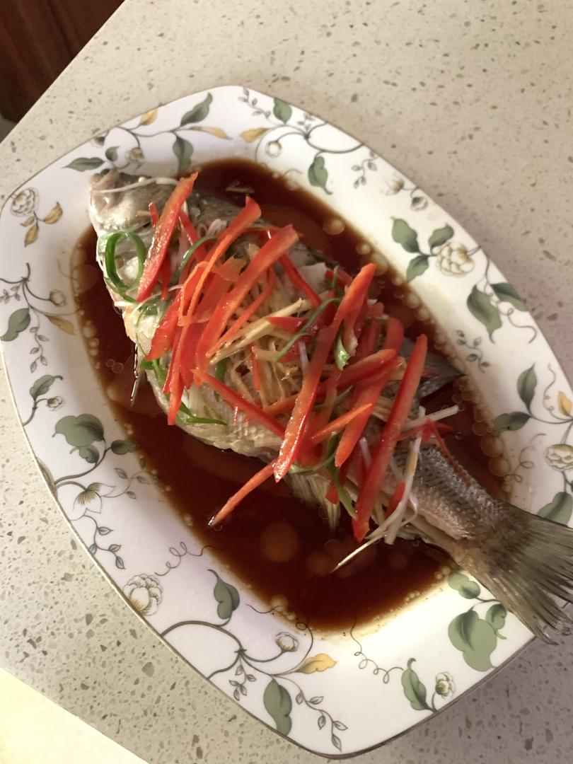 清蒸鲈鱼