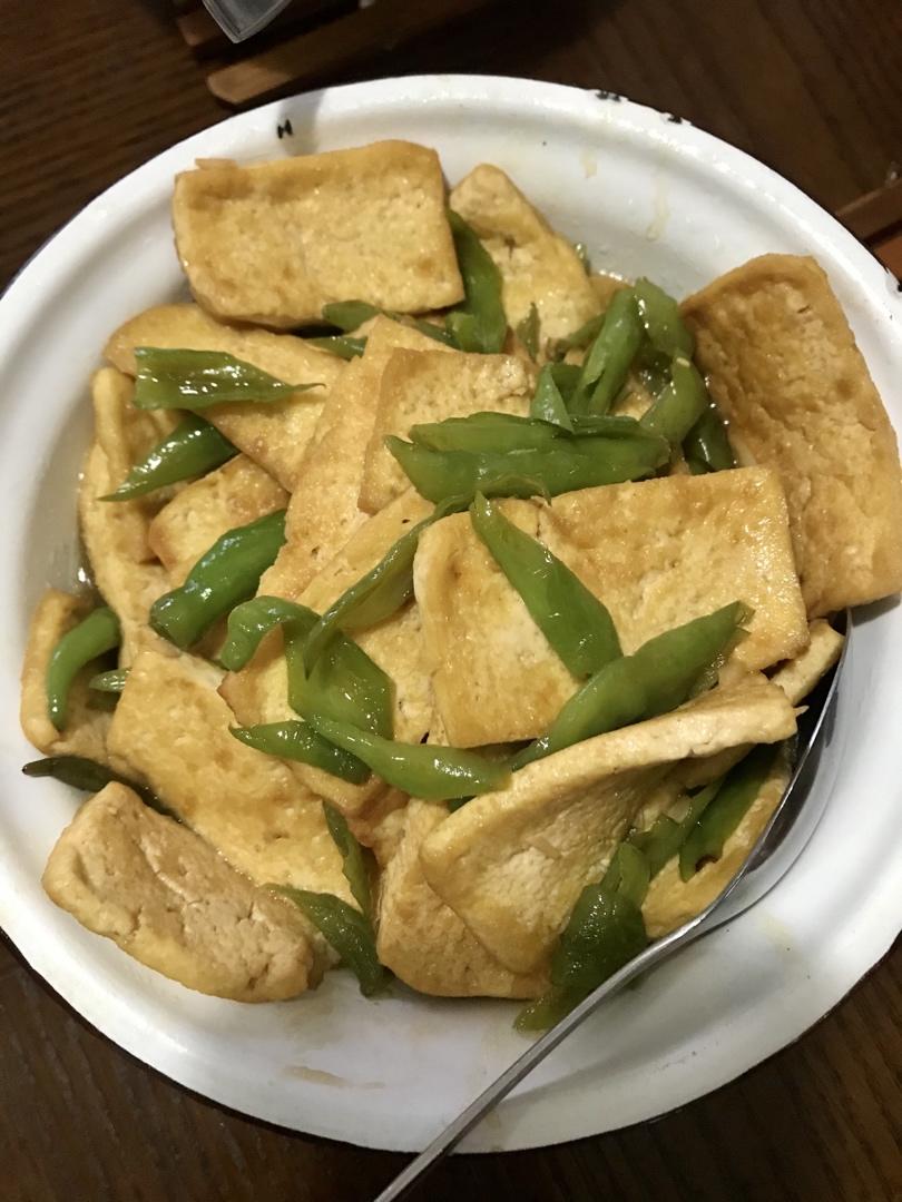 两分钟香煎青椒老豆腐