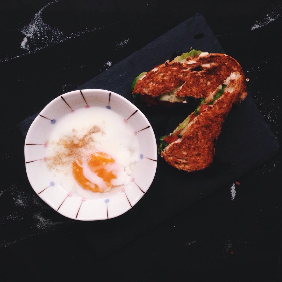 Simple breakkie