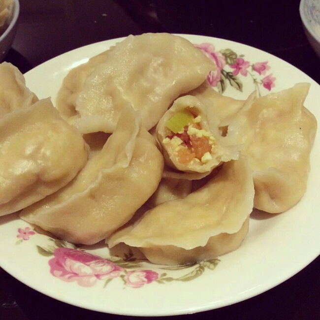 西红柿鸡蛋饺子