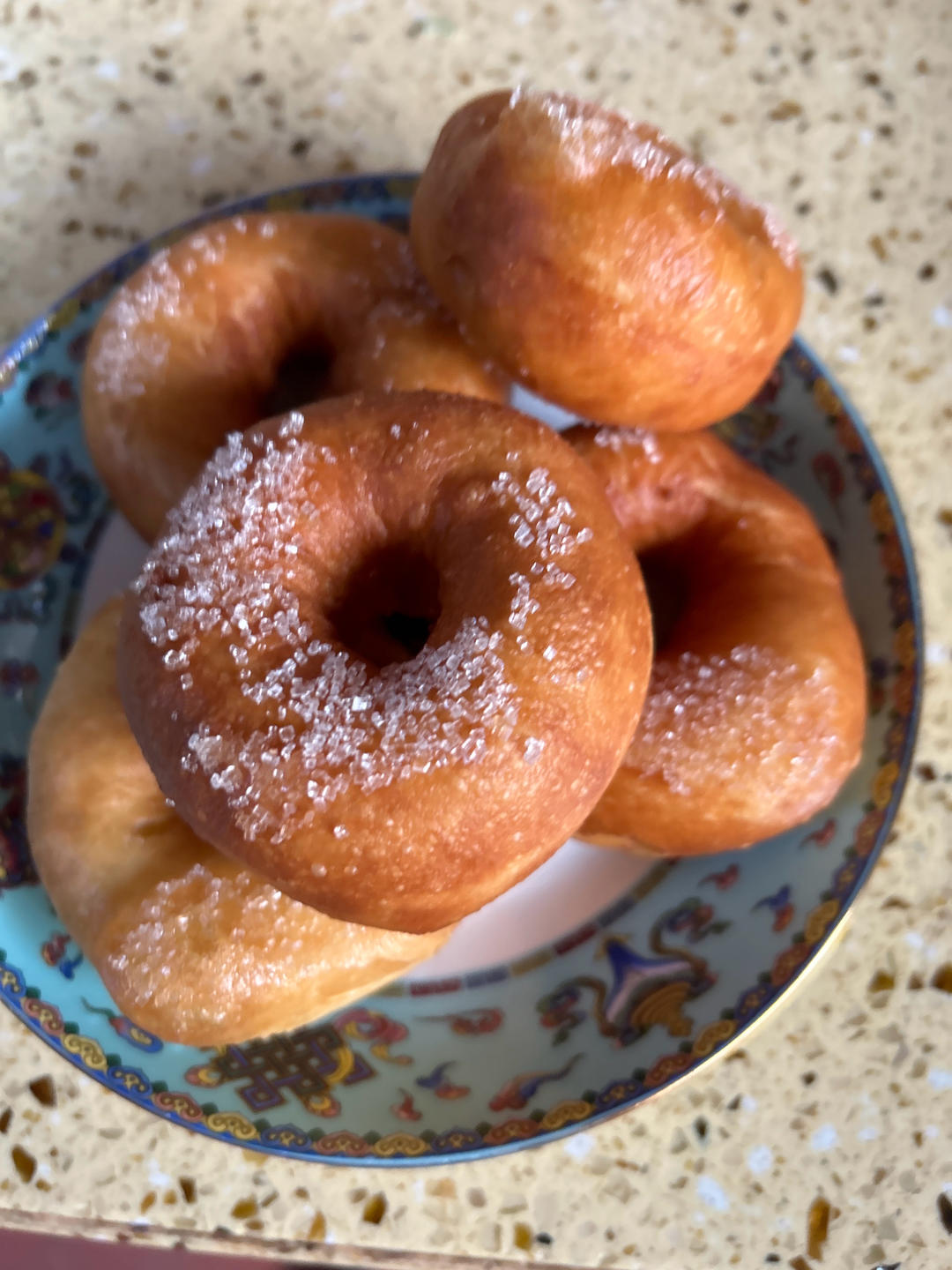 🍩超快手一小时低糖无需烤箱的甜甜圈（详细视频）