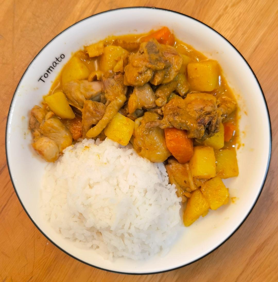咖喱鸡块饭