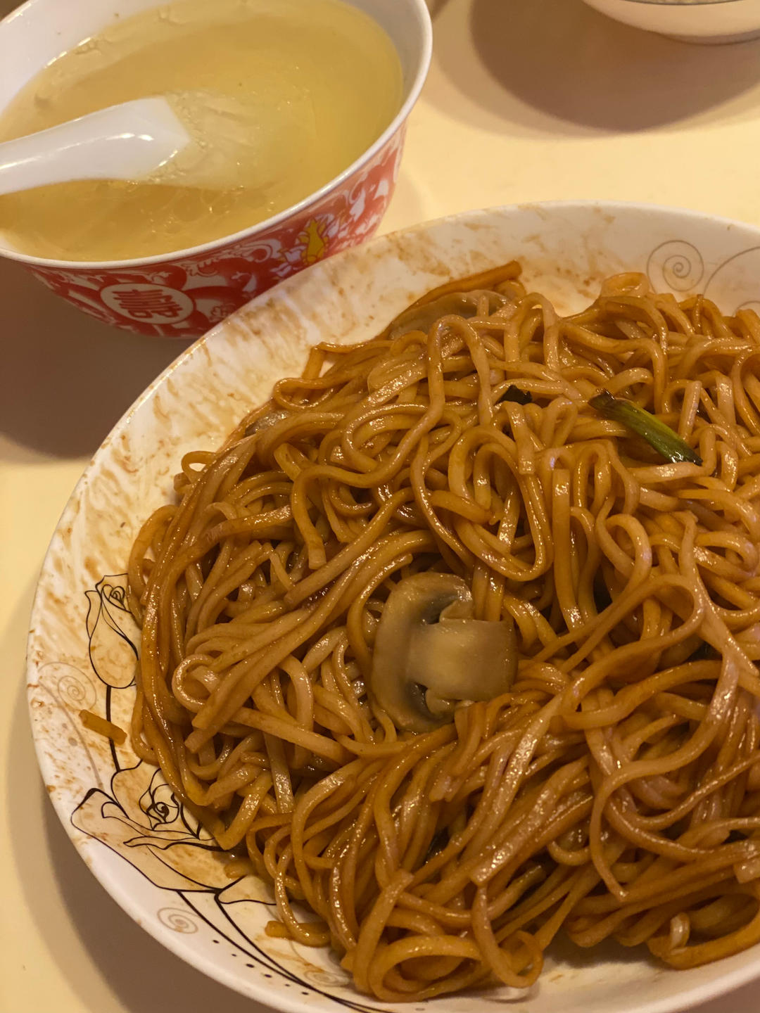 10分钟搞定的一碗葱油拌面
