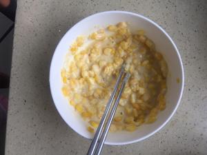 #麦子厨房#小红锅出品：宝宝早餐奶酪玉米烙的做法 步骤5