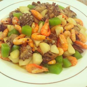 袖珍菇、马蹄，小虾、莴笋炒的做法 步骤11