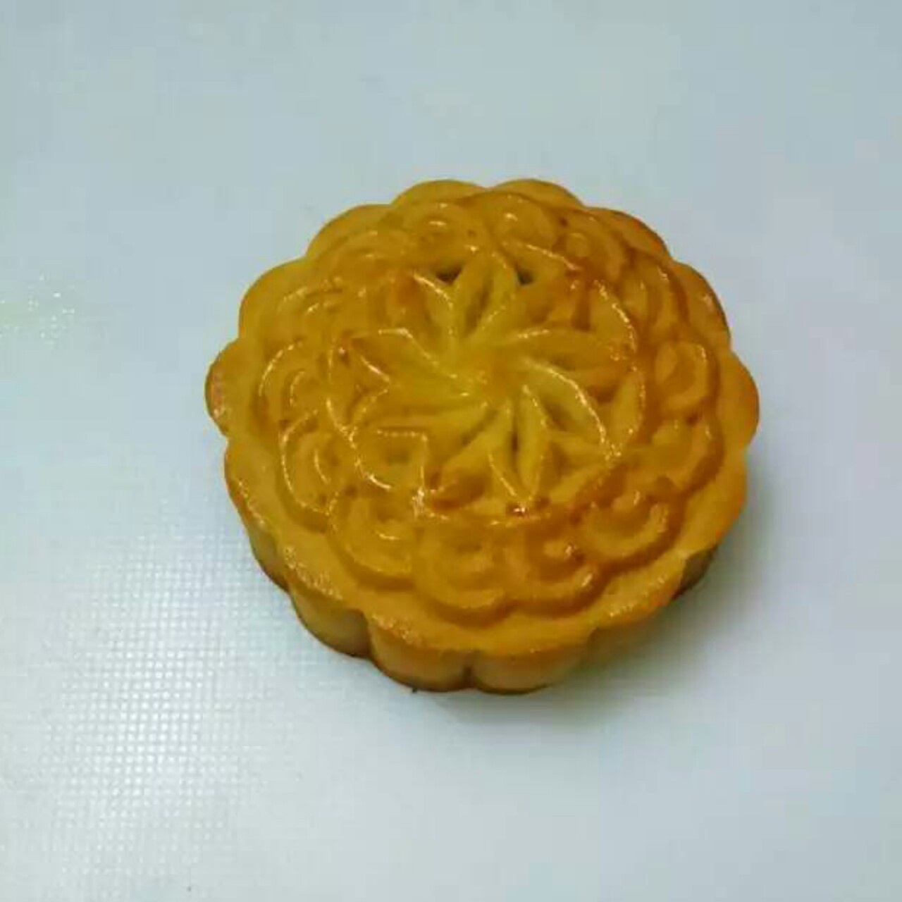 广式月饼—蛋黄莲蓉月饼