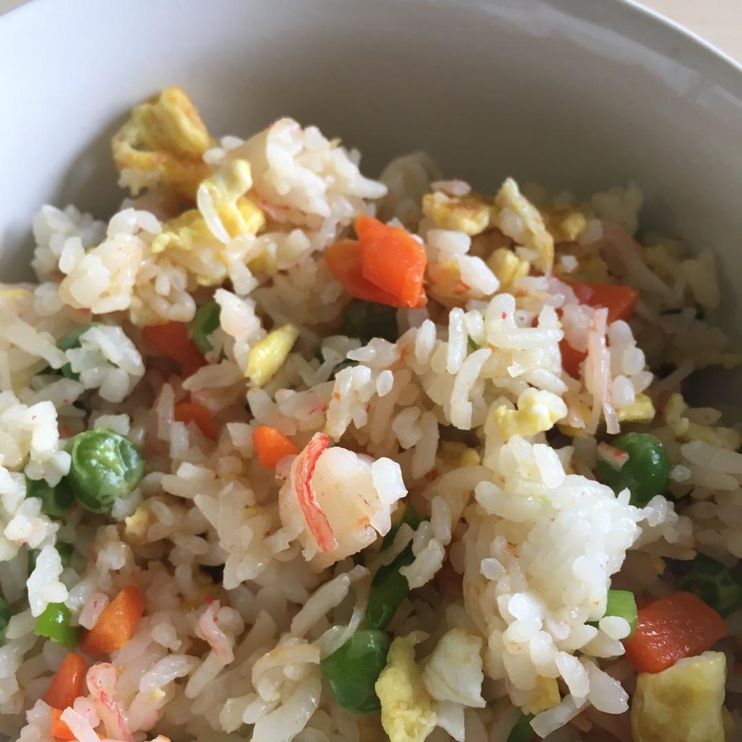 蟹柳蛋炒饭