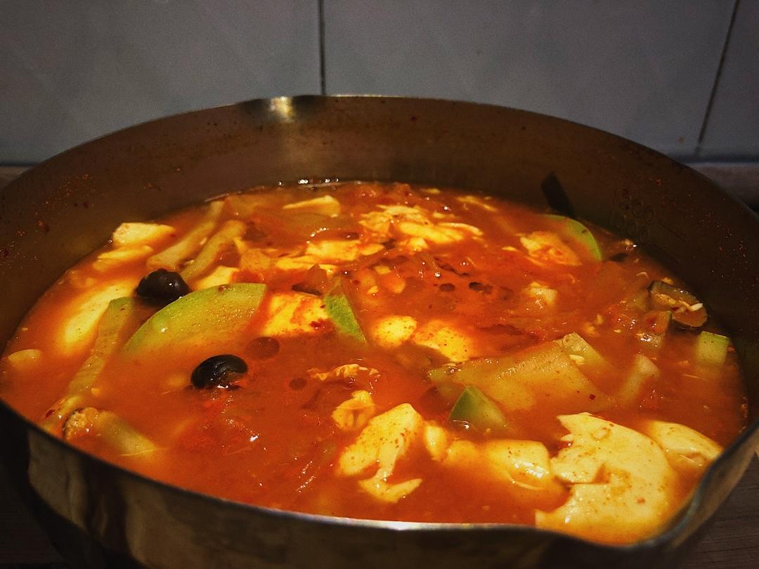 韩国泡菜豆腐汤