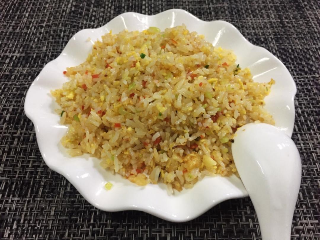 家常蛋炒饭