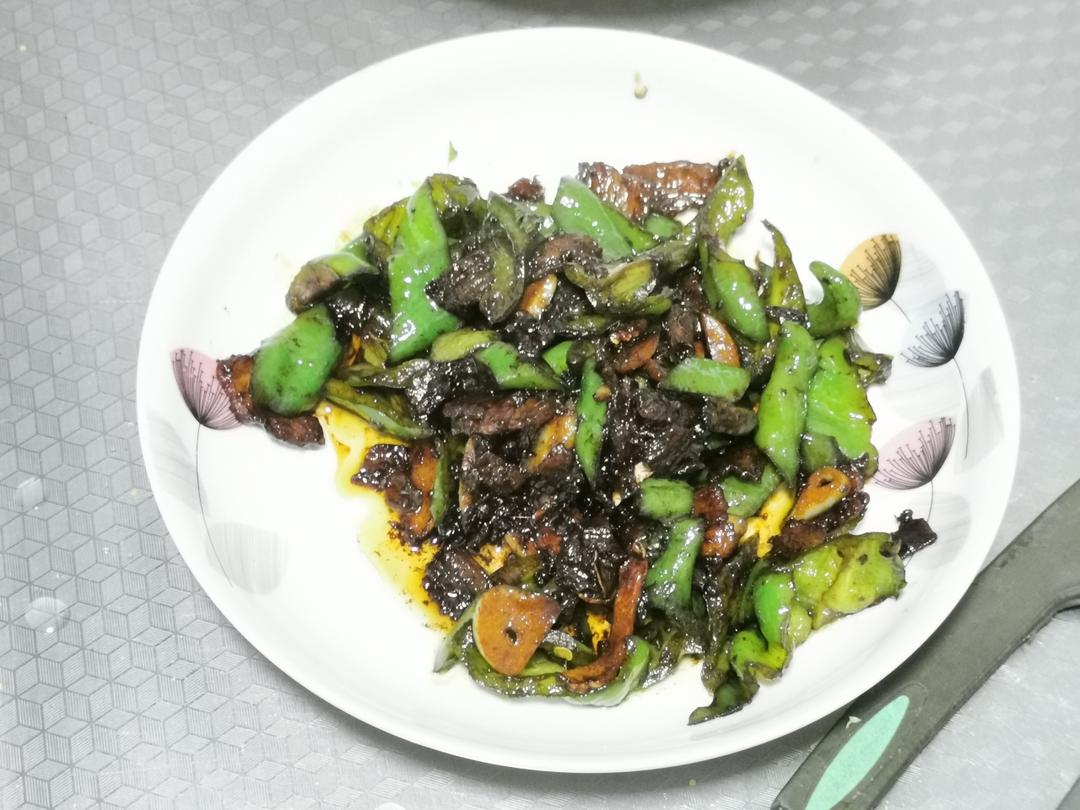 正宗辣椒炒肉