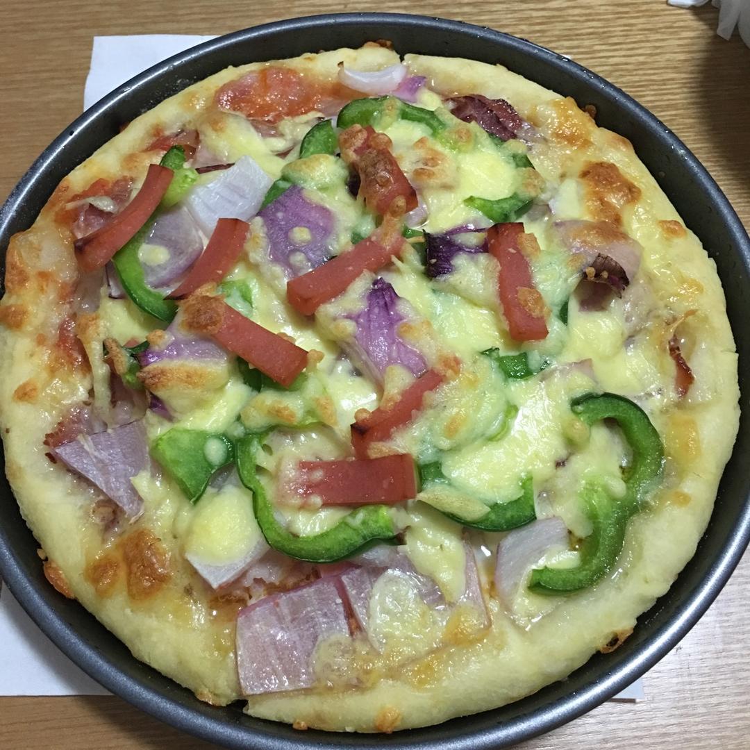 厚底鲜虾培根披萨
